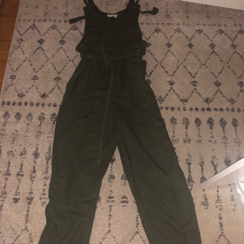 Relaxed olive green jumpsuit